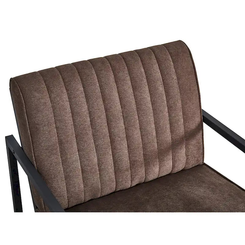 Poltrona moderna 26 Arm Chair con gambe in acciaio