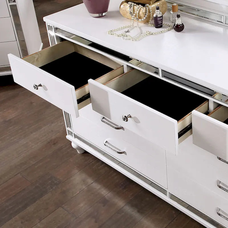 Comò a 7 cassetti e specchio Derc Contemporary, set di 2 pezzi di Furniture of America