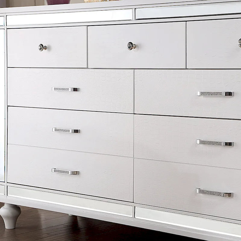 Comò a 7 cassetti e specchio Derc Contemporary, set di 2 pezzi di Furniture of America
