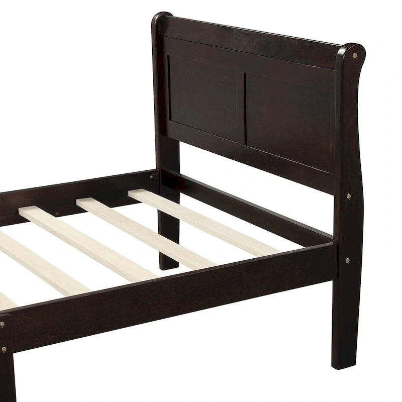 Letto a due piazze in legno