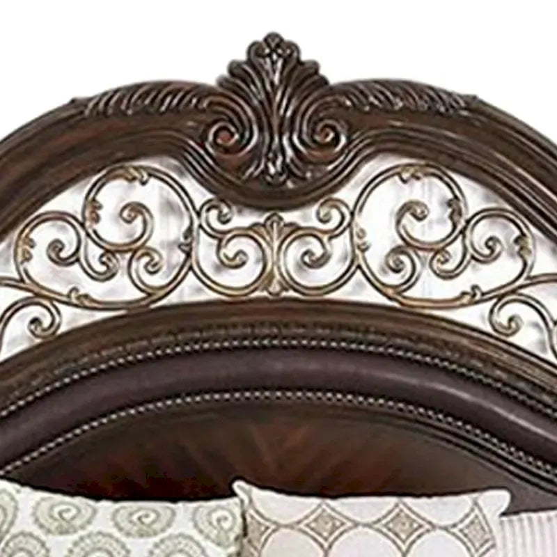 Letto matrimoniale Eastern King in legno con testiera intagliata, marrone