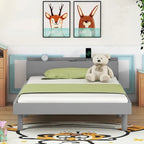 Letto a piattaforma dal design moderno con porta USB integrata