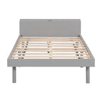 Letto a piattaforma dal design moderno con porta USB integrata