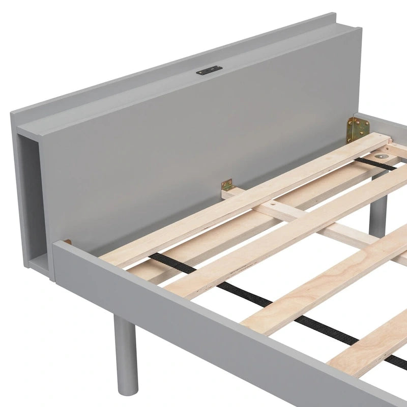 Letto a piattaforma dal design moderno con porta USB integrata