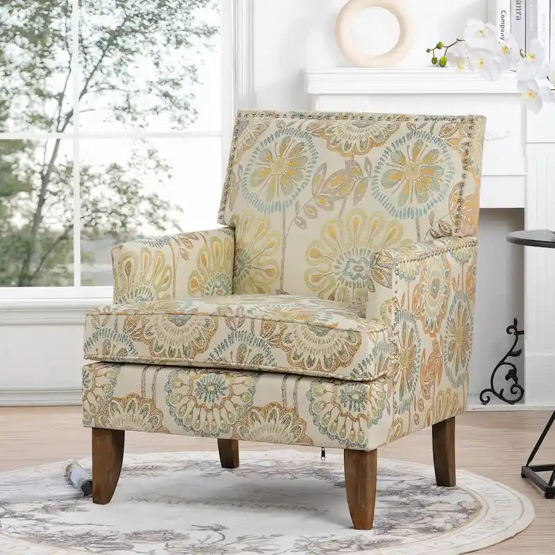 Poltroncine d'accento rivestite in tessuto con gambe in legno